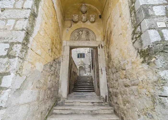 Saint Mary 아파트 *