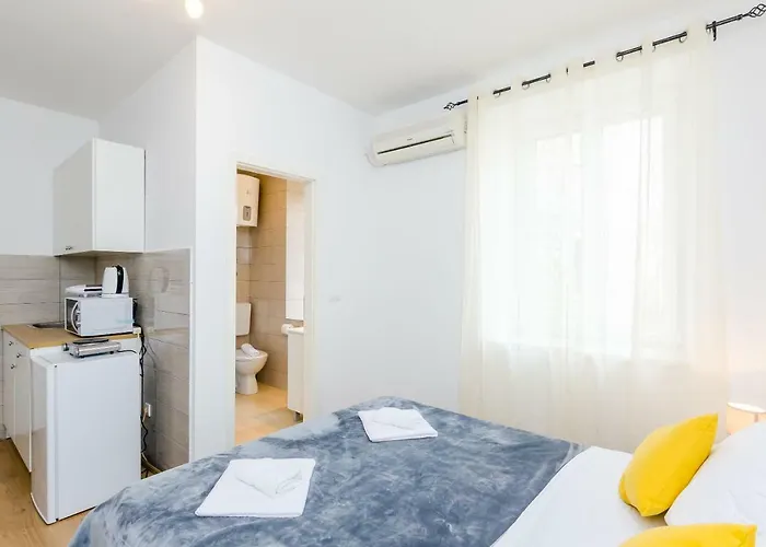 Saint Mary 아파트