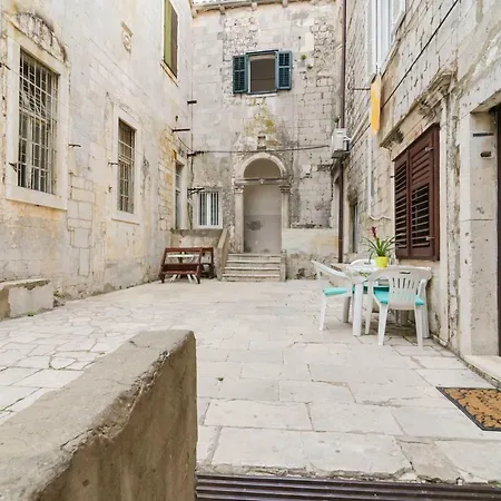 Saint Mary Apartment