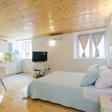 Saint Mary Apartment *