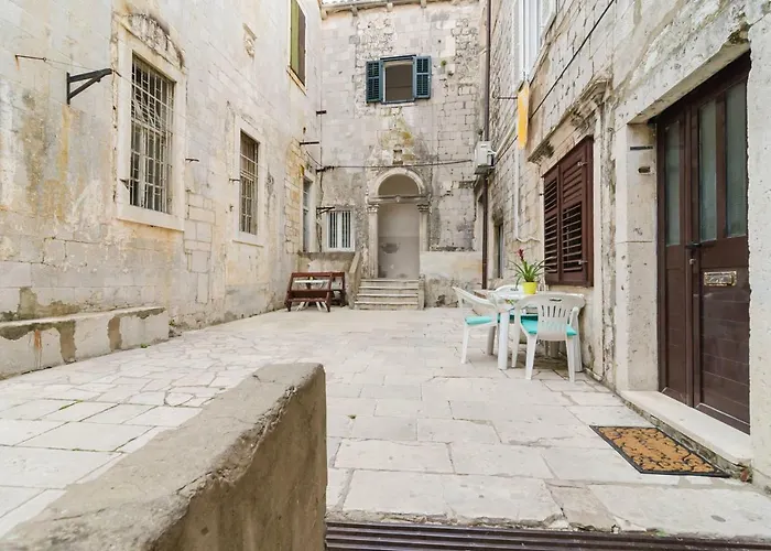 Saint Mary Apartment