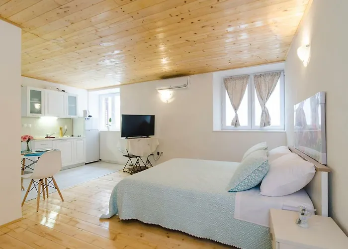 Saint Mary Apartment *